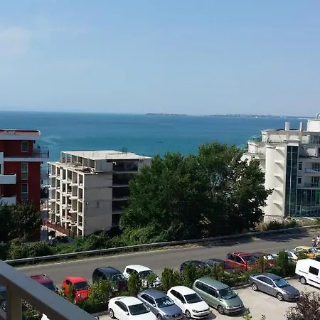 Студия Св Влас Болгария Комплекс Краун Форт Клуб * סבטי ולאס